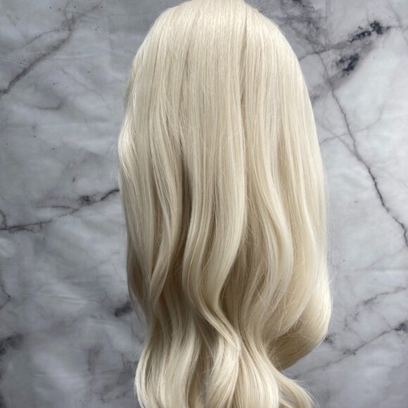 Platinum Blonde Lace Wigs - Picture 2 of 7